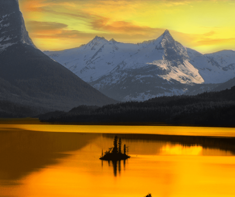 7 Sensational Sites to See in Alaska