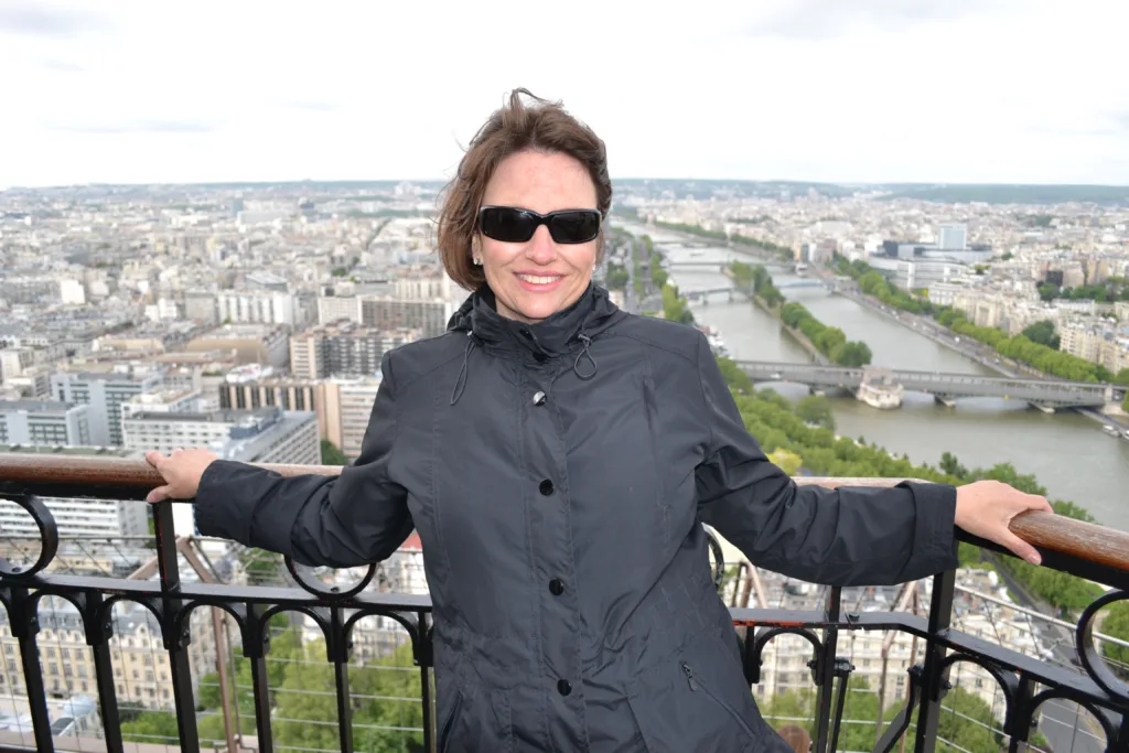 Do it anyway: Iconic Experiences Travel Guides Love to Hate