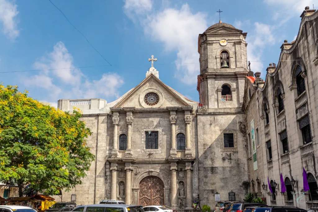 https://www.ayalamuseum.org/home