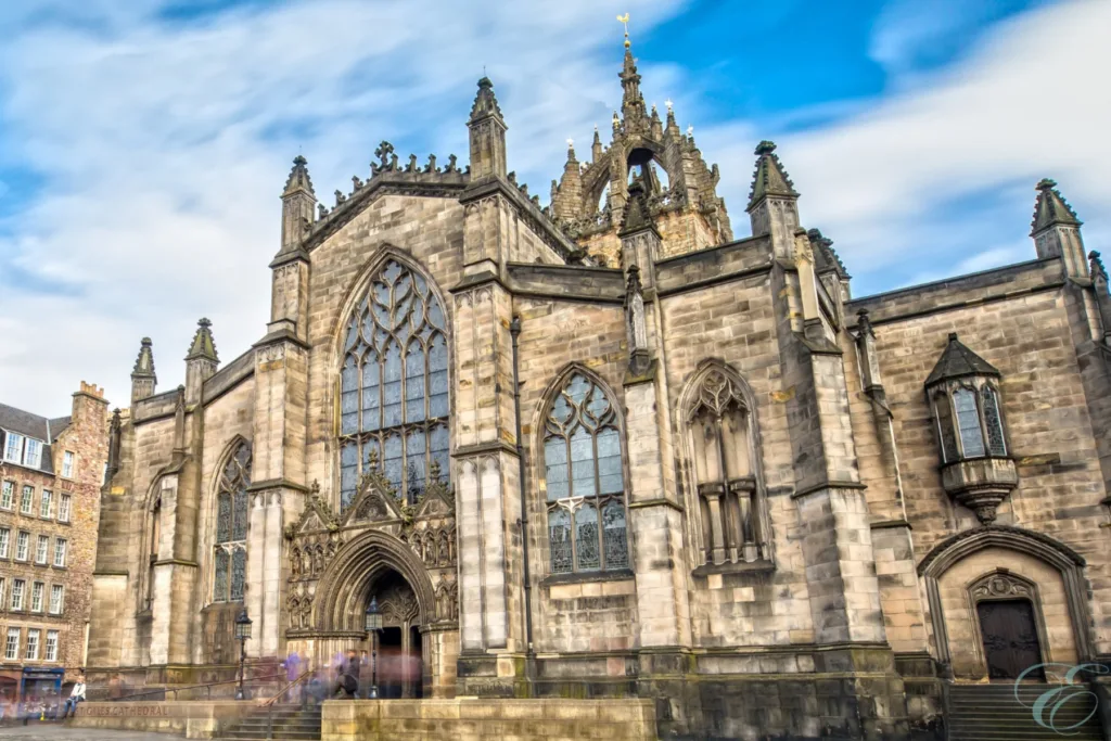 The Best Things to See & Do in Edinburgh Scotland
